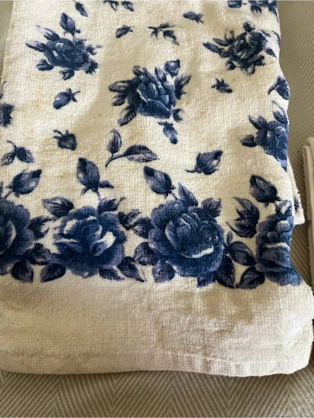 Madison Bath Towel Set 3 Pieces Blue And Cream Floral Vintage